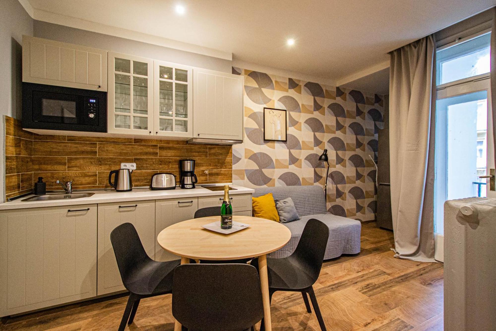 Cozy Studio In The Main City Center Prague Exterior photo